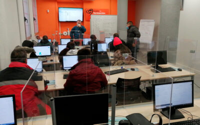 Fundación Cáritas Chavicar imparte un curso de informática básica a once personas